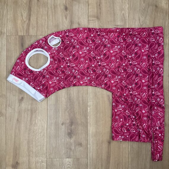 horse-skinny-hood-slinky-pink-paisley-buggez-bugeyes